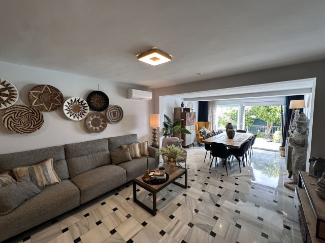 2 Bedrooms Townhouse in Benalmadena