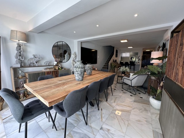 2 Bedrooms Townhouse in Benalmadena