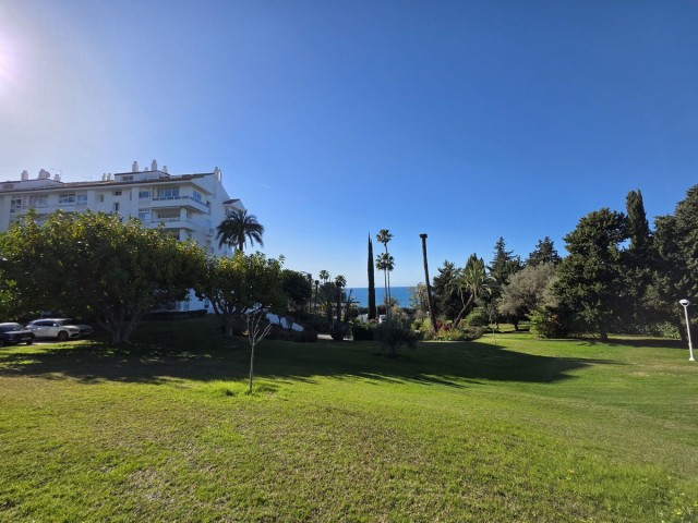 4 Bedrooms Apartment in Marbella