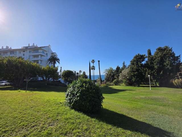 4 Bedrooms Apartment in Marbella