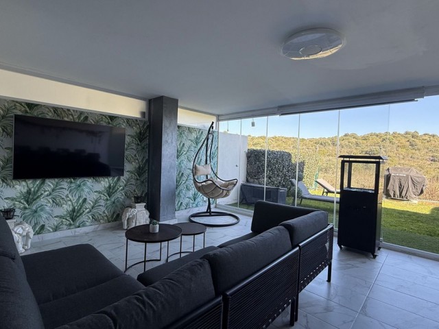 2 Bedrooms Apartment in Estepona