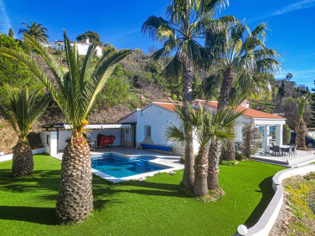 Villa con 3 Dormitorios  en Arenas