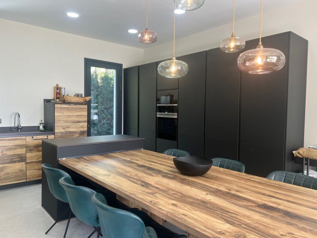 6 Makuuhuoneen Huvila Nagüeles