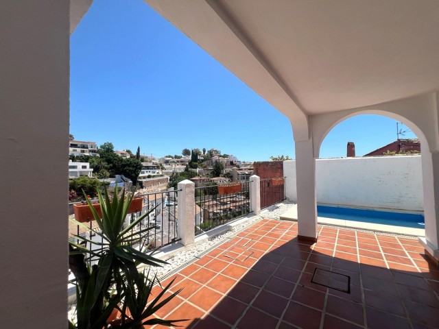 Villa con 3 Dormitorios  en Fuengirola