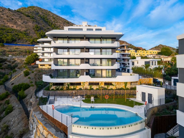 2 Bedrooms Apartment in Fuengirola