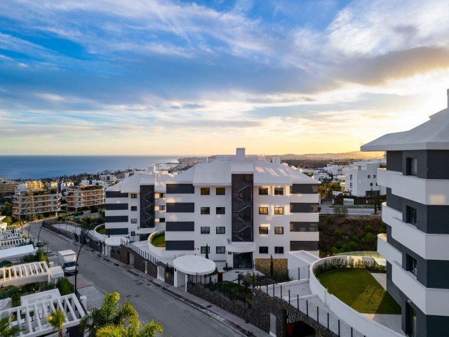 2 Bedrooms Apartment in Fuengirola