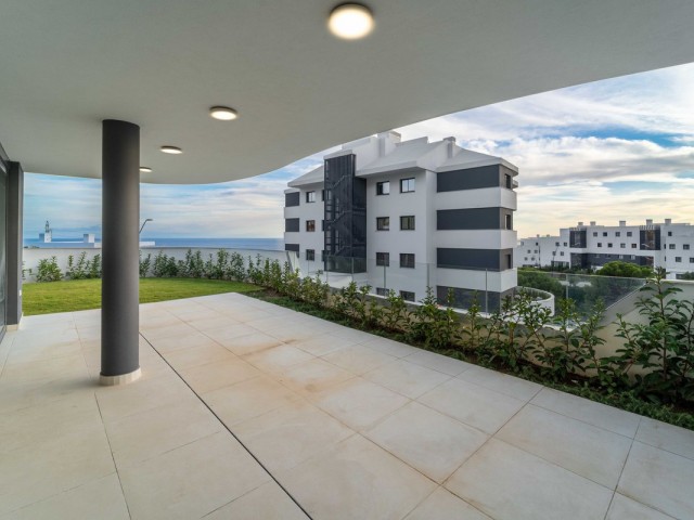 2 Bedrooms Apartment in Fuengirola