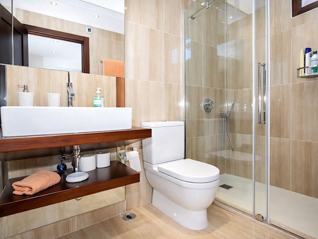 4 Bedrooms Apartment in Estepona