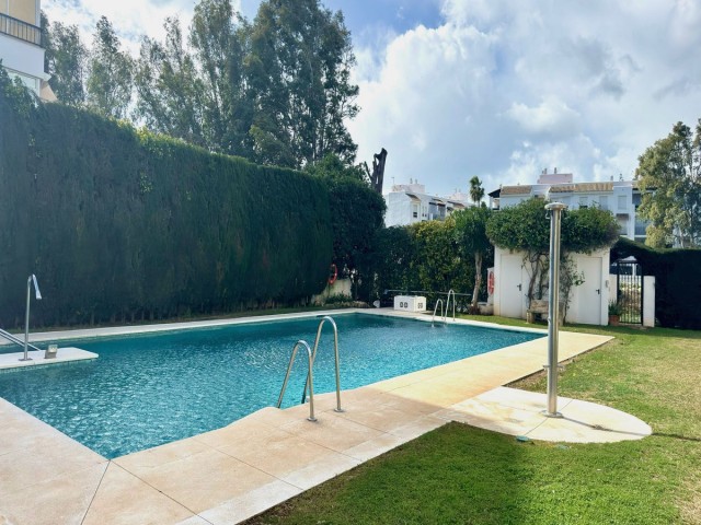 2 Bedrooms Apartment in Puerto Banús