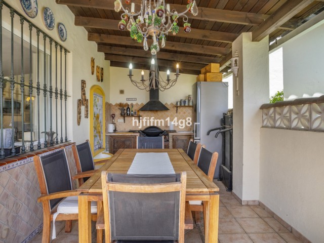 3 Bedrooms Townhouse in Nueva Andalucía