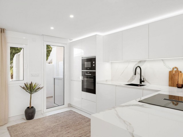 3 Schlafzimmer Reihenhaus in Nueva Andalucía