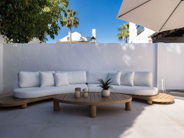 3 Schlafzimmer Reihenhaus in Nueva Andalucía