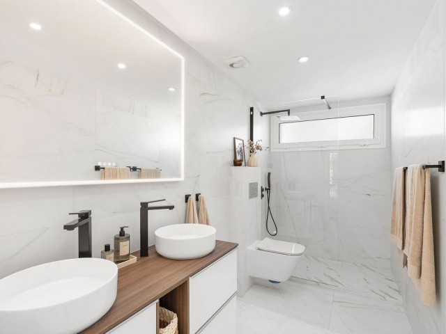 3 Schlafzimmer Reihenhaus in Nueva Andalucía