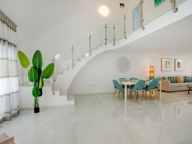 3 Bedrooms Villa in Estepona