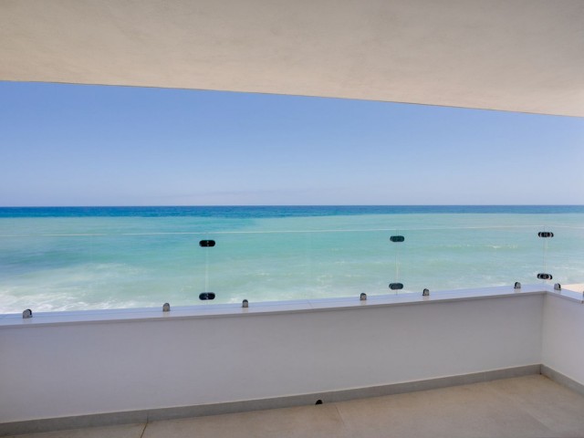 3 Bedrooms Villa in Estepona