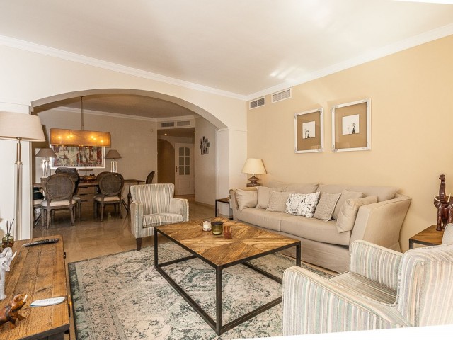 3 Schlafzimmer Apartment in Elviria