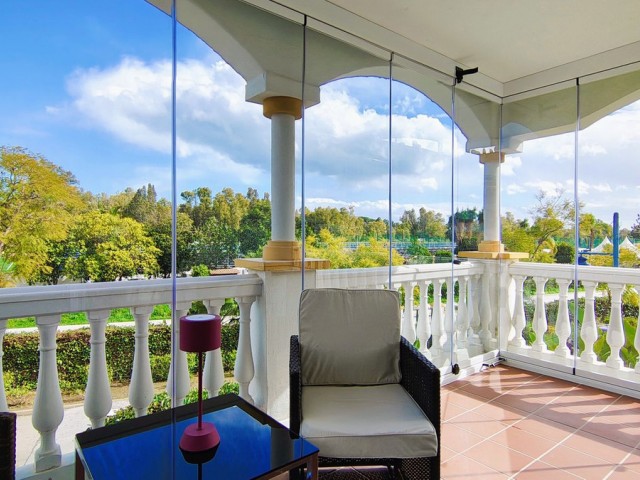 4 Bedrooms Apartment in Nueva Andalucía