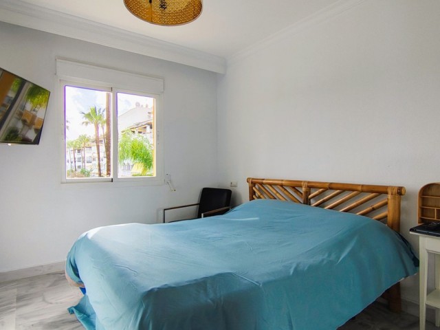 4 Bedrooms Apartment in Nueva Andalucía