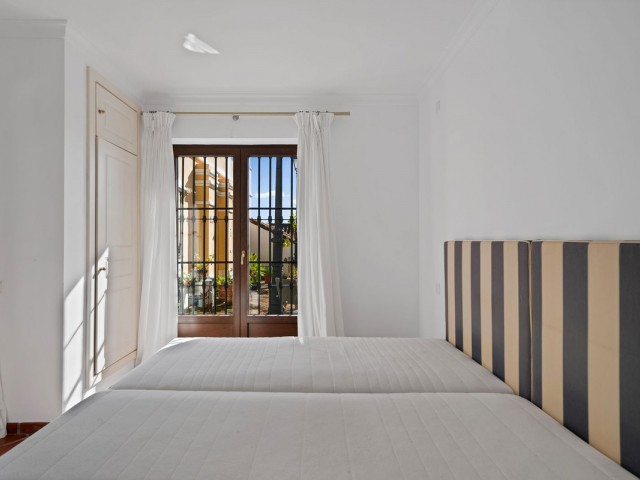 3 Bedrooms Townhouse in Benahavís