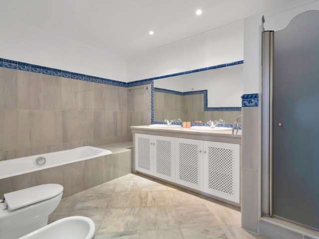 3 Slaapkamer Rijtjeshuis in Benahavís