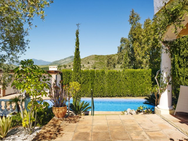 Villa avec 5 Chambres  à Benahavís