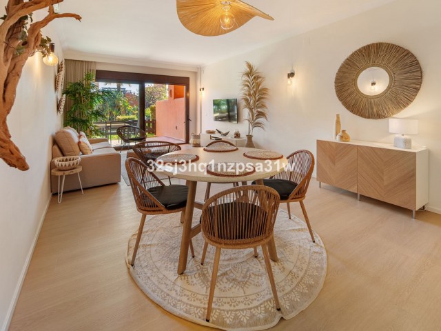 2 Bedrooms Apartment in Estepona