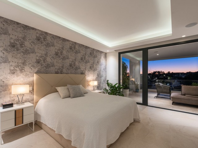 6 Bedrooms Villa in Nueva Andalucía