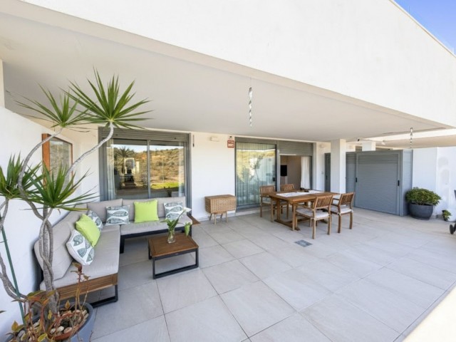 3 Bedrooms Apartment in Estepona