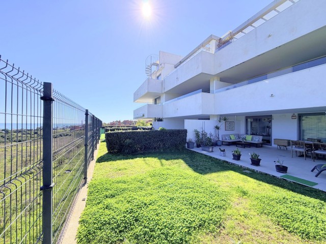 3 Bedrooms Apartment in Estepona