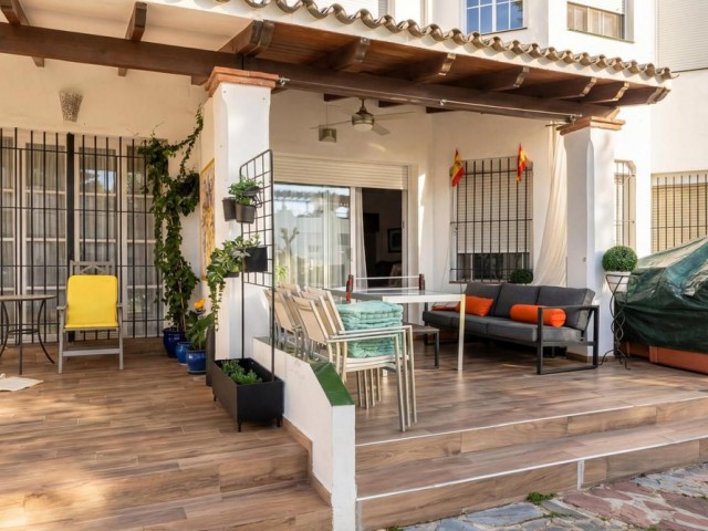 3 Bedrooms Townhouse in Nueva Andalucía