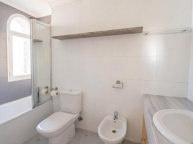 3 Schlafzimmer Reihenhaus in Nueva Andalucía