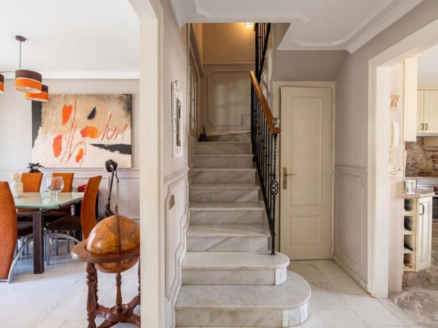 3 Schlafzimmer Reihenhaus in Nueva Andalucía