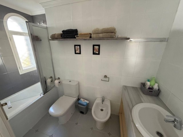 3 Schlafzimmer Reihenhaus in Nueva Andalucía