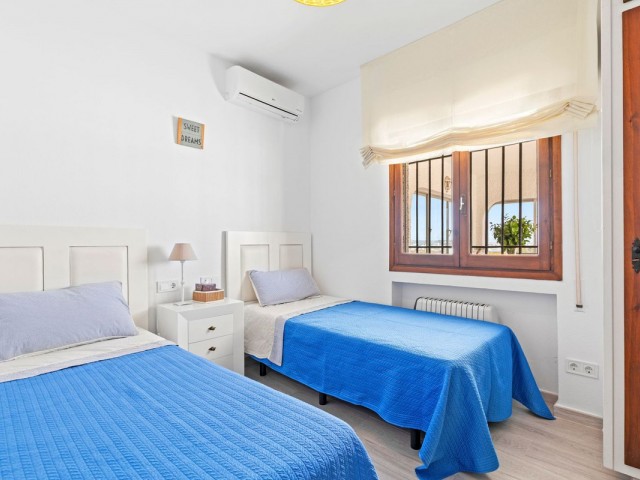 5 Slaapkamer Villa in Torrenueva