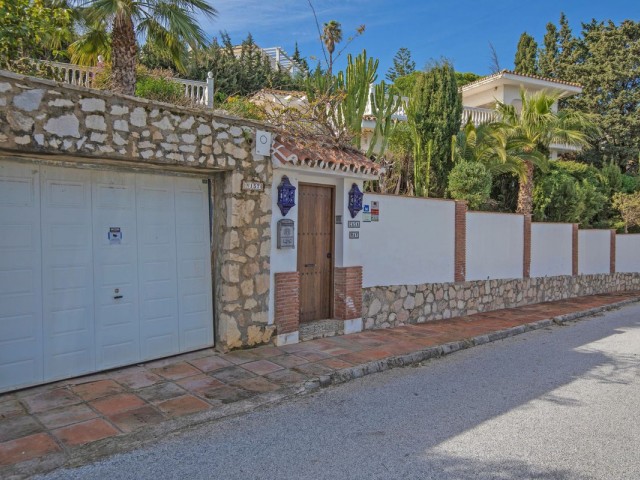 Huvila, Torrenueva, R5311792