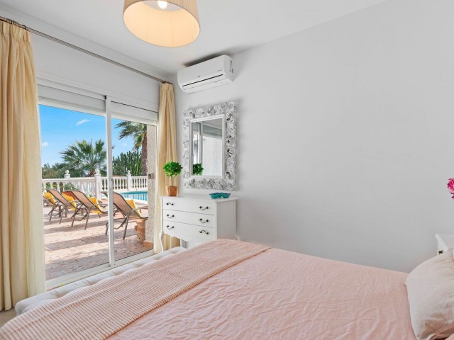 5 Slaapkamer Villa in Torrenueva