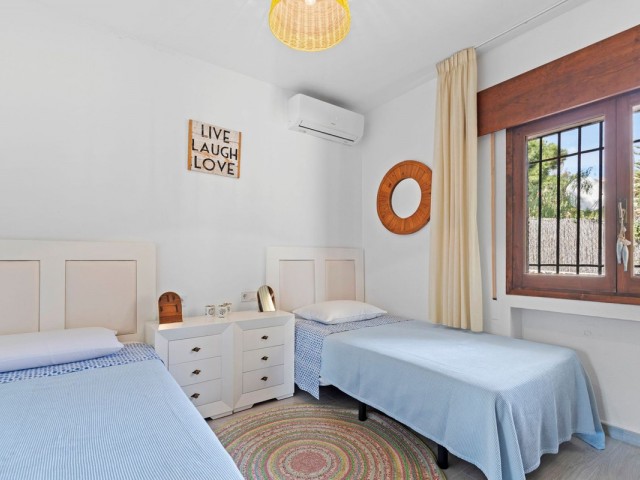 5 Slaapkamer Villa in Torrenueva