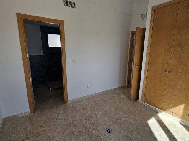 2 Schlafzimmer Reihenhaus in Doña Julia