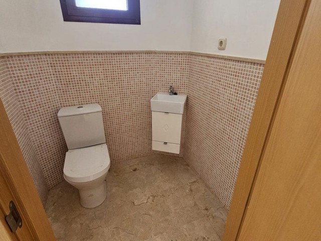 2 Slaapkamer Rijtjeshuis in Doña Julia