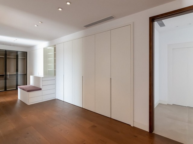 5 Soveroms Villa i Sotogrande