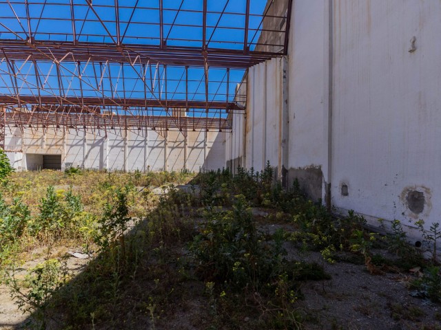 Kommersiell i La Colina