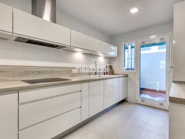 4 Bedrooms Townhouse in San Pedro de Alcántara