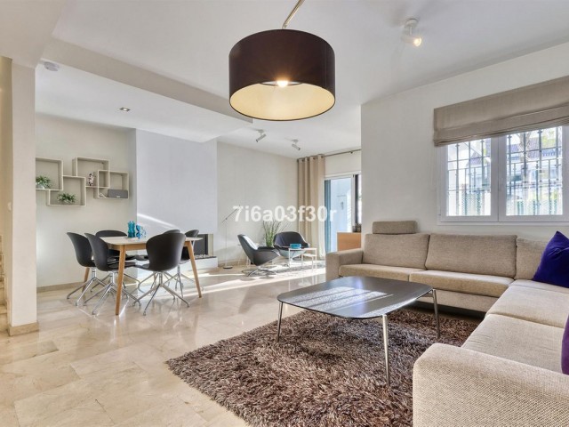 4 Schlafzimmer Reihenhaus in Marbella