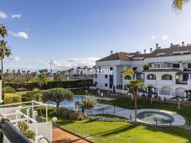 4 Makuuhuoneen Rivitalo San Pedro de Alcántara