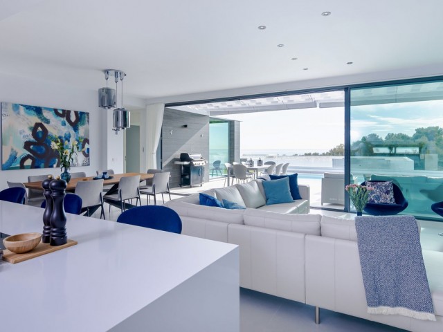 4 Schlafzimmer Villa in Calahonda