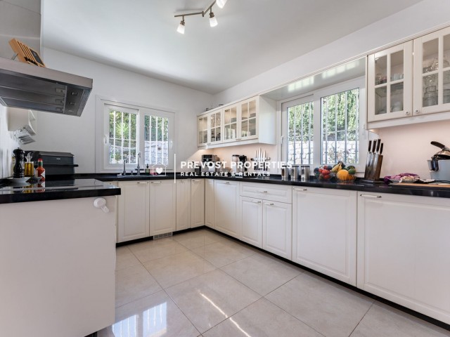 Villa avec 5 Chambres  à La Capellania