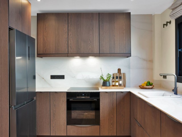 Villa con 3 Dormitorios  en Calahonda