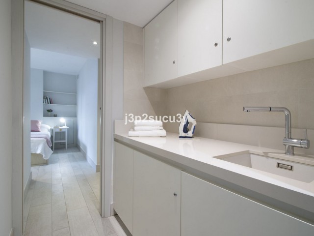 Appartement avec 3 Chambres  à Guadalmina Baja