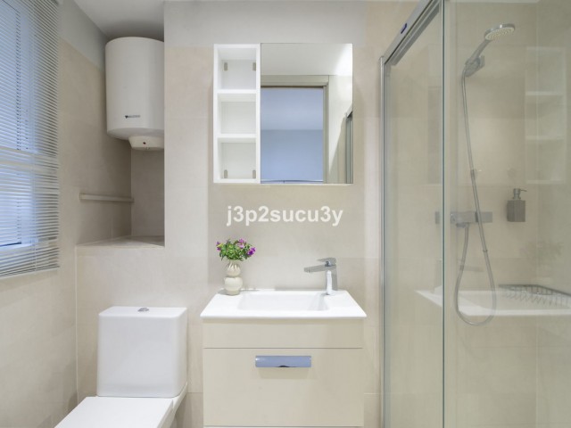 Appartement avec 3 Chambres  à Guadalmina Baja