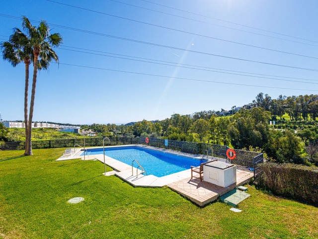 Maison mitoyenne avec 3 Chambres  à Estepona
